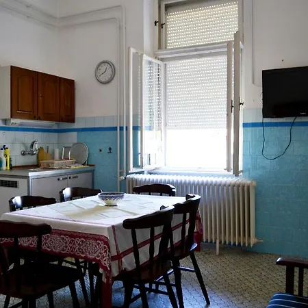 לינה וארוחת בוקר Sissy