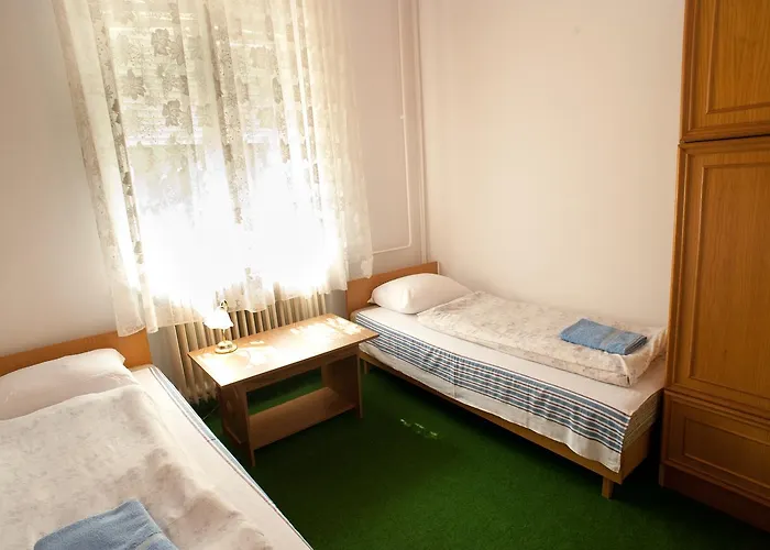 Sissy Bed & Breakfast